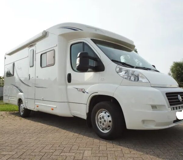 LMC Liberty TI 662 – Slechts 7,1 m, handgeschakeld | Slaapplaatsen: 4 | Eerste registratie: 02/2009 | 100.850 km | Vermogen: 130 pk | Totaalgewicht: 3.500 kg