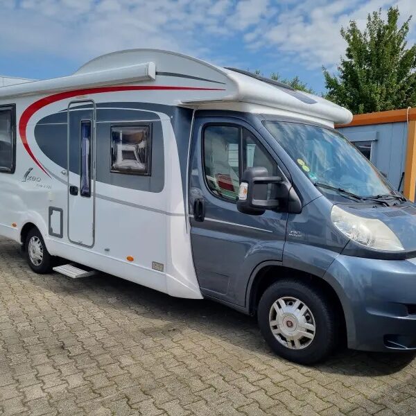 Bürstner IXEO Time 720 IT QUEENSBED – Slechts 7,39 m, handgeschakeld | Slaapplaatsen: 4 | Eerste registratie: 06/2011 | 95.600 km | Vermogen: 130 pk | Totaalgewicht: 3.500 kg