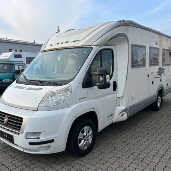 Laika Kreos 3008 – Slechts 6,99 m, Handgeschakeld | Slaapplaatsen: 4 | Eerste registratie: 12/2009 | 98.000 km | Vermogen: 131 pk | Totaalgewicht: 3.500 kg