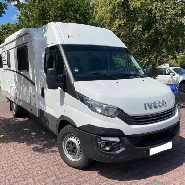 Iveco IS 35 Hymer Eriba – Slechts 7,12 m, Automatische transmissie | Fiat laagprofielchassis | Registratie: 08/2018 | 94.000 km | 6 slaapplaatsen | Toegestaan ​​totaalgewicht: 3.500 kg