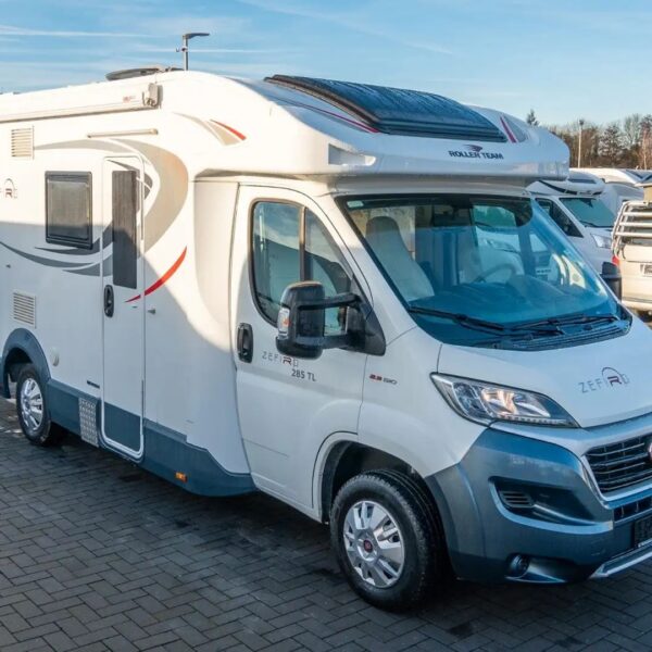 Roller Team Zefiro 285 TL – Slechts 6,99 m, Handgeschakeld | Slaapplaatsen: 4 | Eerste registratie: 03/2019 | 36.299 km | Vermogen: 131 pk | Totaalgewicht: 3.500 kg