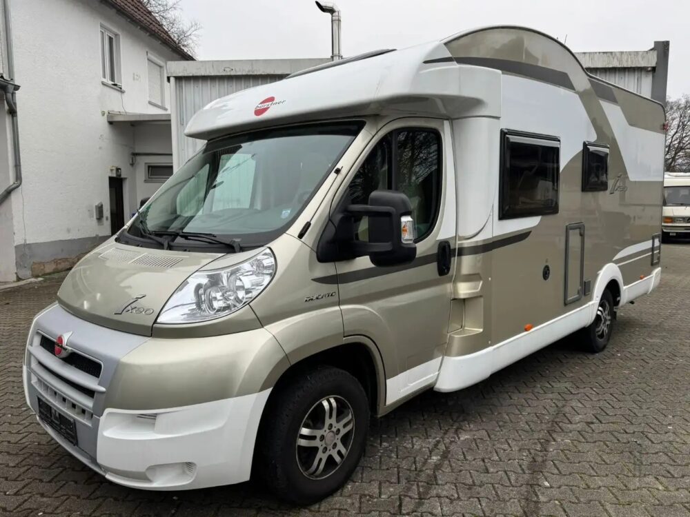 Bürstner Ixeo IT 664 – Slechts 6,99 m, Handgeschakeld | Slaapplaatsen: 4 | Eerste registratie: 06/2011 | 65.000 km | Vermogen: 131 pk | Totaalgewicht: 3.500 kg