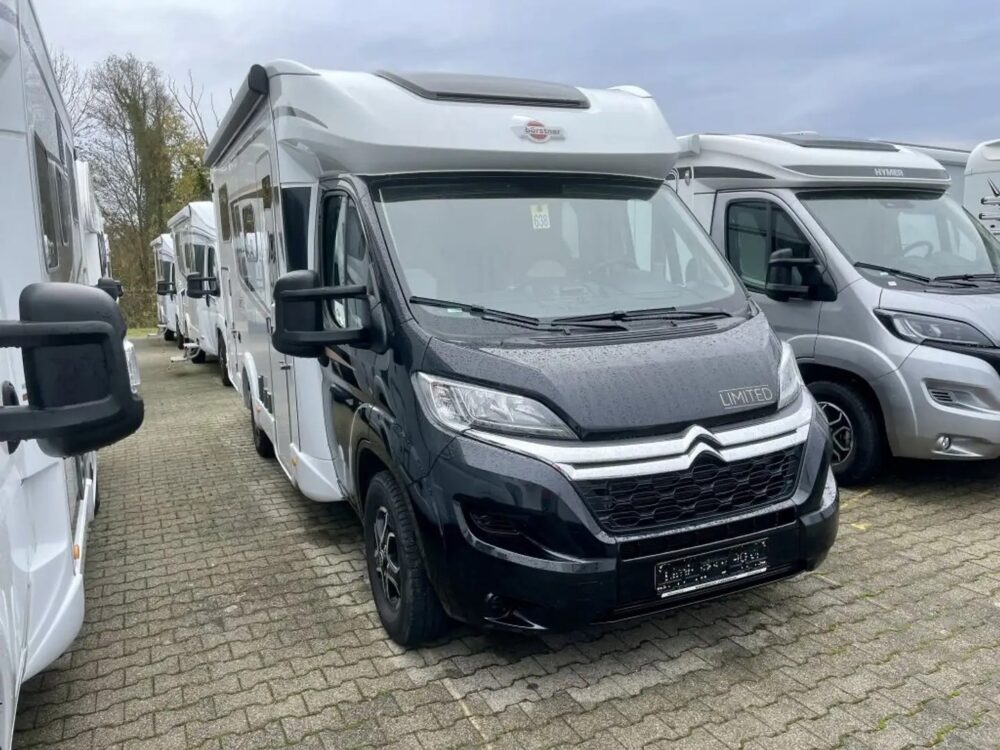 Bürstner Limited T 690 G – Slechts 6,98 m, Handgeschakeld | Slaapplaatsen: 4 | Eerste registratie: 03/2024 | 12.389 km | Vermogen: 165 pk | Totaalgewicht: 4.000 kg