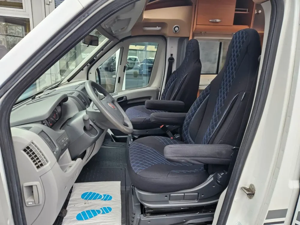 Knaus Sun TI 600 MG Sport – Slechts 6,58 m, Handgeschakeld | Slaapplaatsen: 4 | Eerste registratie: 08/2010 | 122.462 km | Vermogen: 129 pk | Totaalgewicht: 3.500 kg - Afbeelding 10
