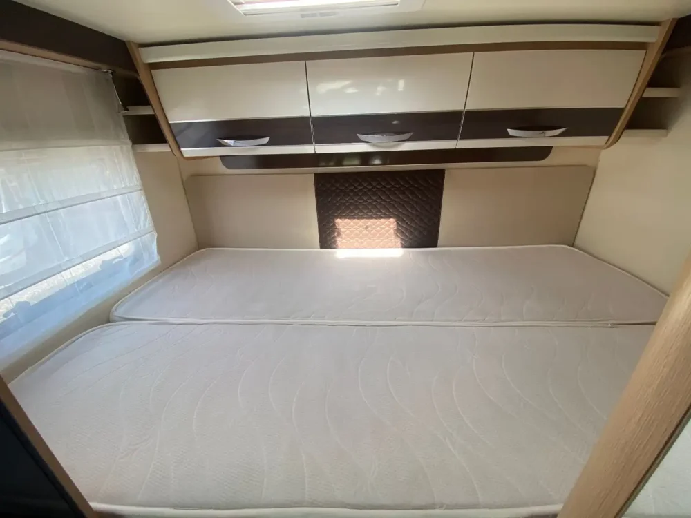 Forster T 599 HB – Slechts 5,99 m, Handgeschakeld | Slaapplaatsen: 4 | Eerste registratie: 05/2021 | 62.500 km | Vermogen: 140 pk | Totaalgewicht: 3.500 kg - Afbeelding 10