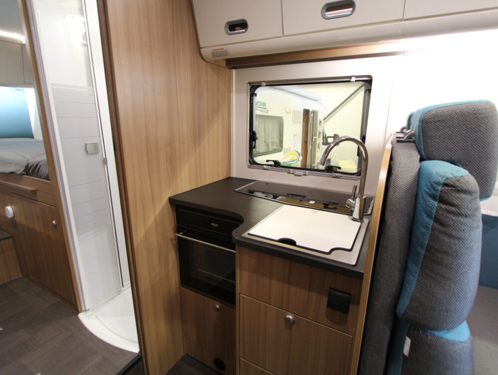 Sun Living S 75SL – Slechts 7,45 m, Semi-automatische versnellingsbak | Slaapplaatsen: 5 | Eerste registratie: 01/2020 | 40.544 km | Vermogen: 150 pk | Totaalgewicht: 3.500 kg - Afbeelding 11