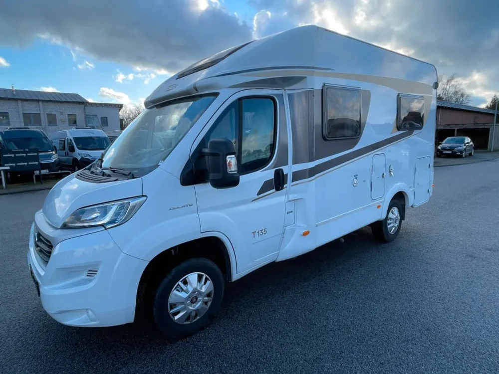 Carado T 135 – Slechts 5,99 m, Handgeschakeld | Slaapplaatsen: 2 | Eerste registratie: 02/2018 | 58.100 km | Vermogen: 131 pk | Totaalgewicht: 3.500 kg - Afbeelding 11