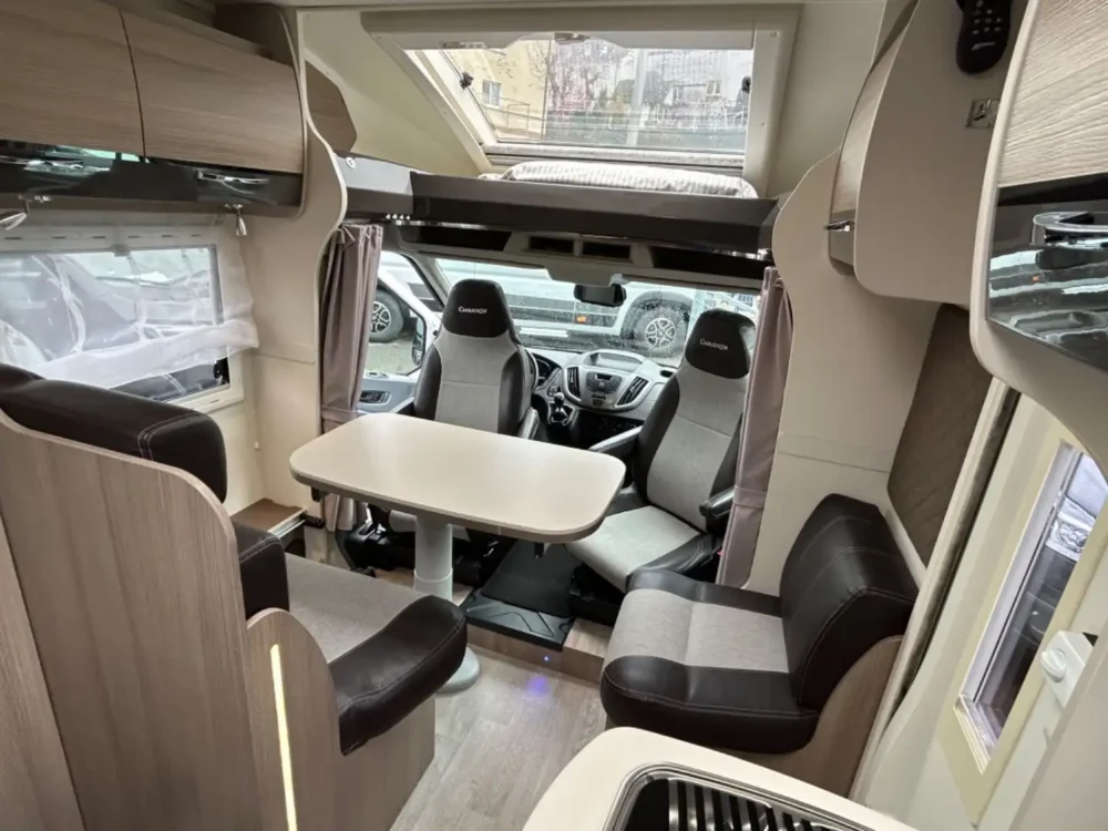 Chausson Flash 515 – Slechts 5,99 m, Handgeschakeld | Slaapplaatsen: 2 | Eerste registratie: 05/2018 | 112.606 km | Vermogen: 170 pk | Totaalgewicht: 3.500 kg - Afbeelding 12