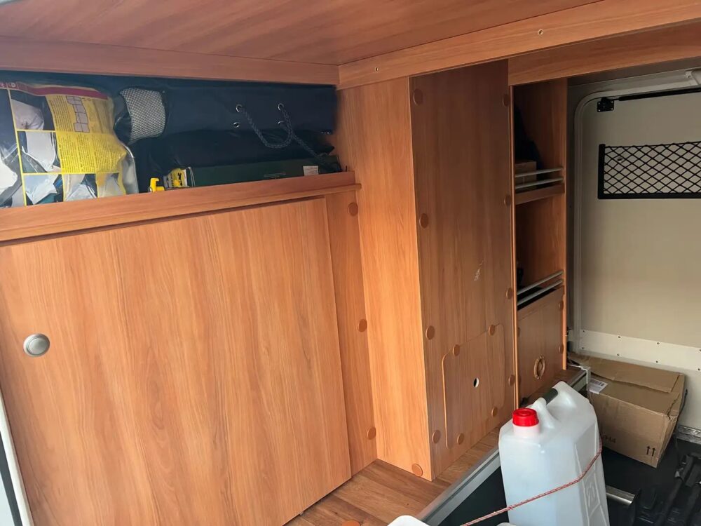 Hymer/Eriba MLT 580 Mercedes – Slechts 6,97 m, automaat | Slaapplaatsen: 3 | Eerste registratie: 04/2015 | 56.500 km | Vermogen: 163 pk | Totaalgewicht: 3.500 kg - Afbeelding 12