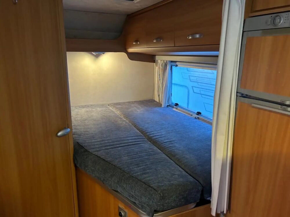JOINT Z 4080 – Slechts 6,27 m, Handgeschakeld | Slaapplaatsen: 2 | Eerste registratie: 04/2007 | 1165.000 km | Vermogen: 101 pk | Totaalgewicht: 3.500 kg - Afbeelding 13