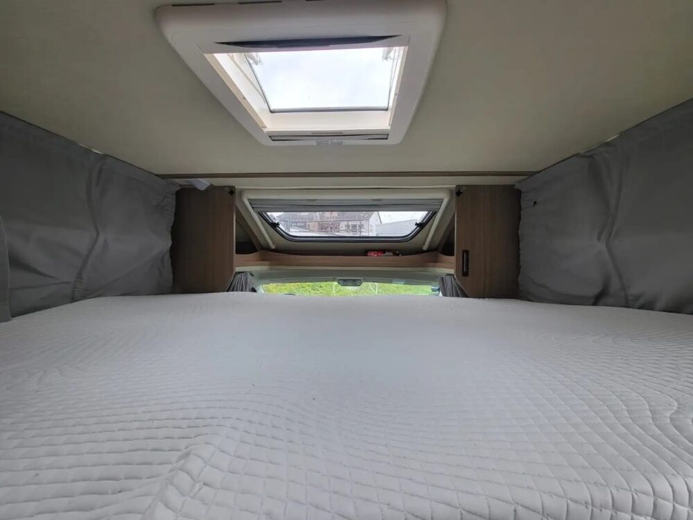 Carado T 448 – Slechts 7,38 m, Automaat | Slaapplaatsen: 4 | Eerste registratie: 04/2019 | 112.606 km | Vermogen: 150 pk | Totaalgewicht: 3.500 kg - Afbeelding 14