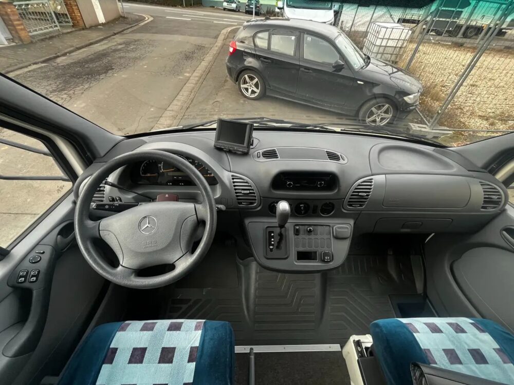Eura Mobil Contura 706 SB MB 316 – Slechts 7,24 m, automaat | Slaapplaatsen: 4 | Eerste registratie: 02/2002 | 145.852 km | Vermogen: 156 pk | Totaalgewicht: 3.500 kg - Afbeelding 17