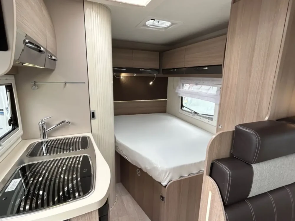 Chausson Flash 515 – Slechts 5,99 m, Handgeschakeld | Slaapplaatsen: 2 | Eerste registratie: 05/2018 | 112.606 km | Vermogen: 170 pk | Totaalgewicht: 3.500 kg - Afbeelding 18