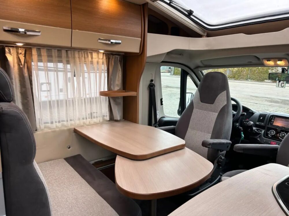 Knaus Van TI 600 ME – Slechts 6,68 m, Handgeschakeld | Slaapplaatsen: 2 | Eerste registratie: 04/2019 | 112.606 km | Vermogen: 148 pk | Totaalgewicht: 3.500 kg - Afbeelding 19