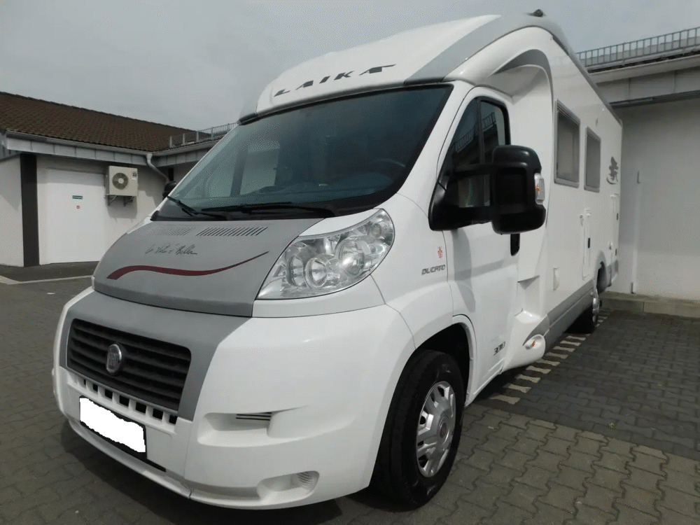 Laika Kreos 3010 – Slechts 6,99 m, Handgeschakeld | Slaapplaatsen: 2 | Eerste registratie: 08/2013 | 133.900 km | Vermogen: 158 pk | Totaalgewicht: 3.500 kg
