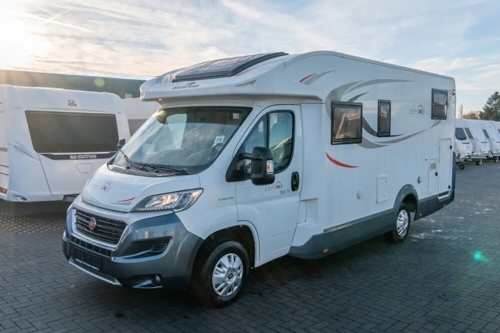 Roller Team Zefiro 285 TL – Slechts 6,99 m, Handgeschakeld | Slaapplaatsen: 4 | Eerste registratie: 03/2019 | 36.299 km | Vermogen: 131 pk | Totaalgewicht: 3.500 kg - Afbeelding 3