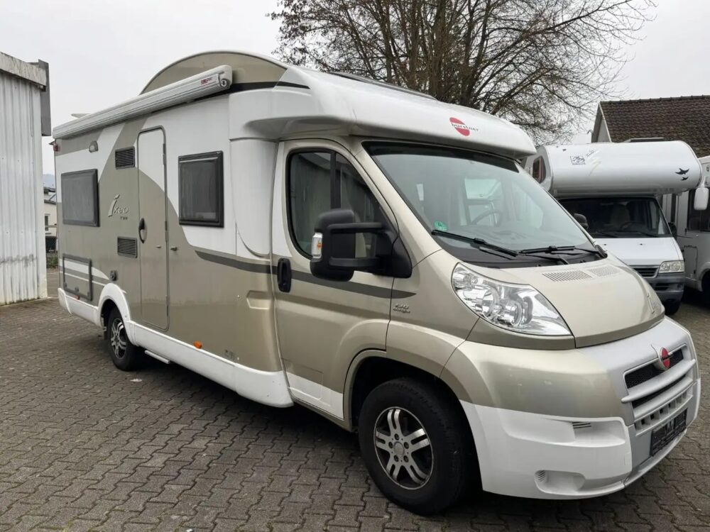 Bürstner Ixeo IT 664 – Slechts 6,99 m, Handgeschakeld | Slaapplaatsen: 4 | Eerste registratie: 06/2011 | 65.000 km | Vermogen: 131 pk | Totaalgewicht: 3.500 kg - Afbeelding 2