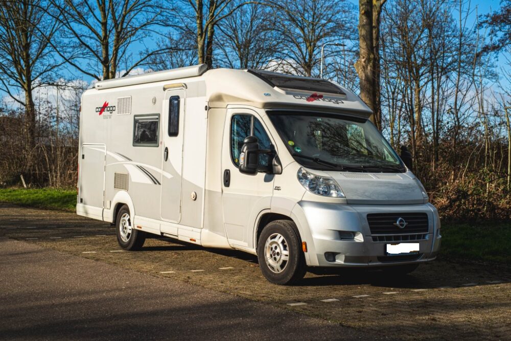 Carthago C Tourer 142 QB – Slechts 6,8 m, automaat | Slaapplaatsen: 2 | Eerste registratie: 02/2013 | 191.500 km | Vermogen: 148 pk | Totaalgewicht: 3.500 kg - Afbeelding 2