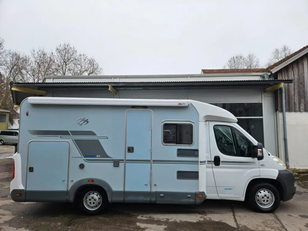 Knaus Sun TI 600 MG Sport – Slechts 6,58 m, Handgeschakeld | Slaapplaatsen: 4 | Eerste registratie: 08/2010 | 122.462 km | Vermogen: 129 pk | Totaalgewicht: 3.500 kg - Afbeelding 2