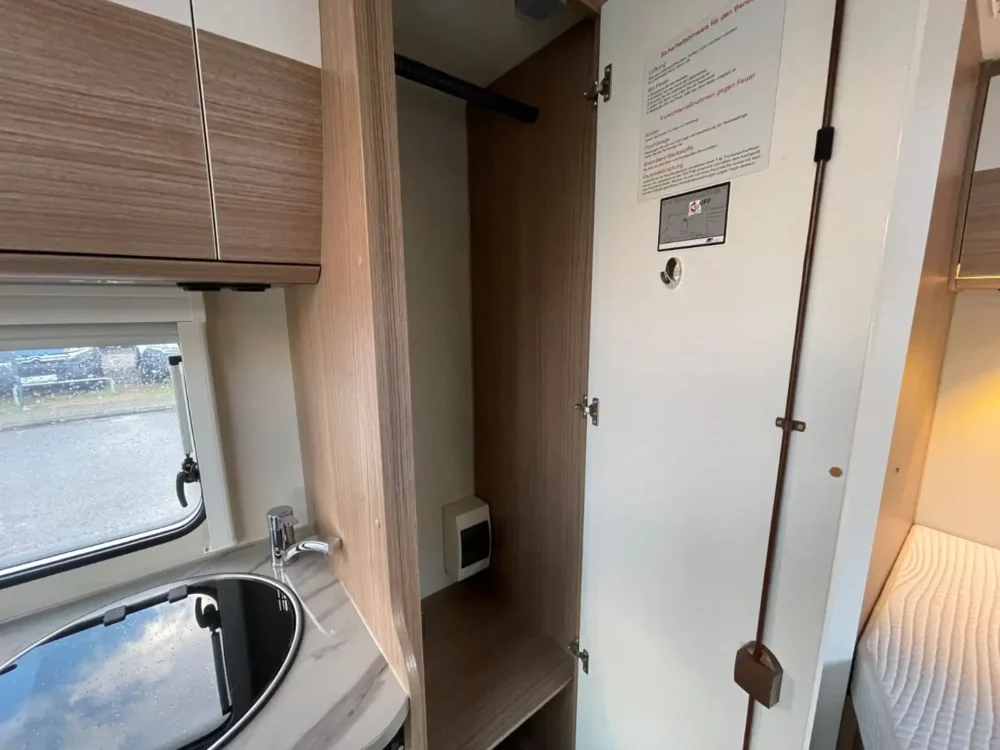 Carado T 135 – Slechts 5,99 m, Handgeschakeld | Slaapplaatsen: 2 | Eerste registratie: 02/2018 | 58.100 km | Vermogen: 131 pk | Totaalgewicht: 3.500 kg - Afbeelding 20