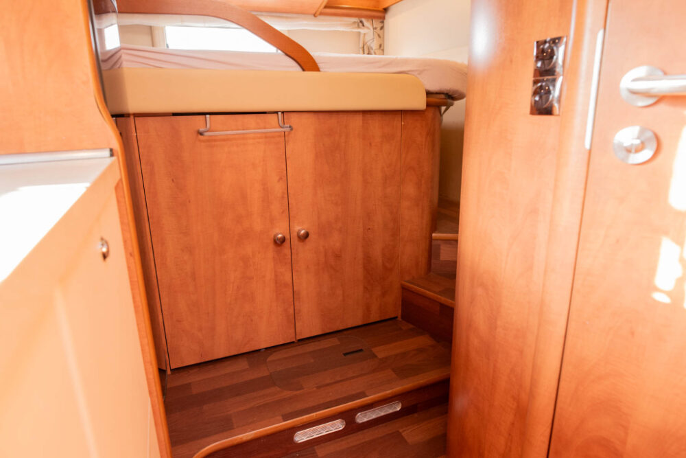 Carthago C Tourer 142 QB – Slechts 6,8 m, automaat | Slaapplaatsen: 2 | Eerste registratie: 02/2013 | 191.500 km | Vermogen: 148 pk | Totaalgewicht: 3.500 kg - Afbeelding 19