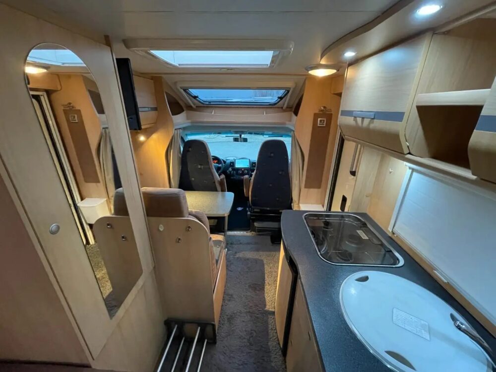 Sunlight T 58 – Slechts 6,23 m, Handgeschakeld | Slaapplaatsen: 2 | Eerste registratie: 05/2013 | 157.100 km | Vermogen: 131 pk | Totaalgewicht: 3.500 kg - Afbeelding 26