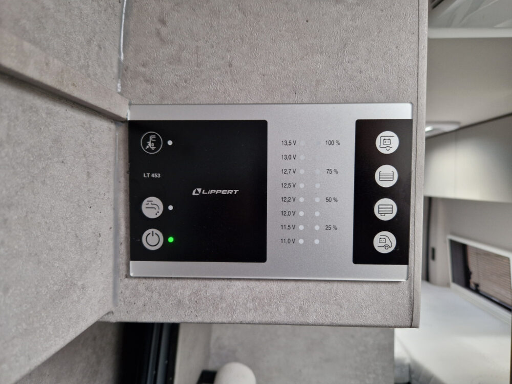 CITROEN JUMPER – Slechts 6,4 m, handgeschakeld | Slaapplaatsen: 2 | Eerste registratie: 02/2019 | 63.970 km | Vermogen: 163 pk | Totaalgewicht: 3.500 kg - Afbeelding 28