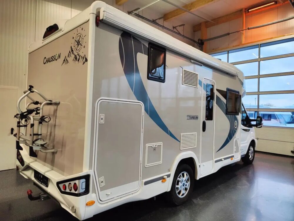 Chausson 640 titanium – Slechts 6,99 m, automaat | Slaapplaatsen: 4 | Eerste registratie: 06/2019 | 46.000 km | Vermogen: 170 pk | Totaalgewicht: 3.500 kg - Afbeelding 3