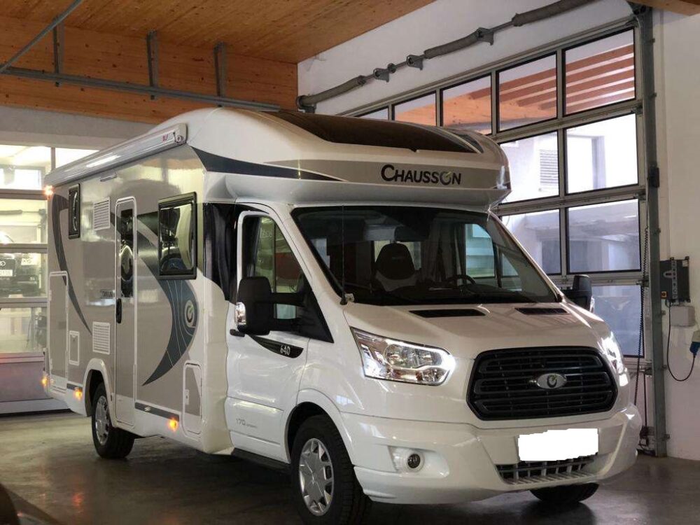 Chausson 640 Titanium – Slechts 6,99 m, Handgeschakeld | Slaapplaatsen: 4 | Eerste registratie: 02/2019 | 34.000 km | Vermogen: 170 pk | Totaalgewicht: 3.500 kg - Afbeelding 4