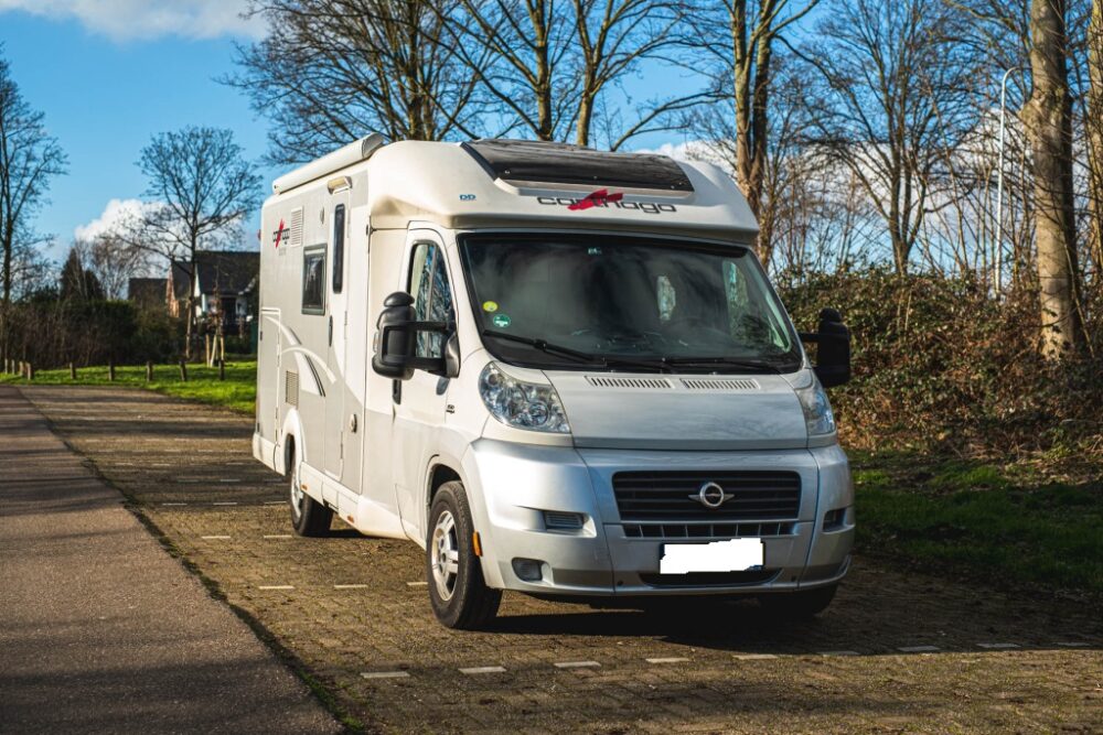 Carthago C Tourer 142 QB – Slechts 6,8 m, automaat | Slaapplaatsen: 2 | Eerste registratie: 02/2013 | 191.500 km | Vermogen: 148 pk | Totaalgewicht: 3.500 kg - Afbeelding 3
