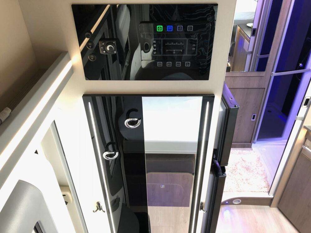 Chausson 640 Titanium – Slechts 6,99 m, Handgeschakeld | Slaapplaatsen: 4 | Eerste registratie: 02/2019 | 34.000 km | Vermogen: 170 pk | Totaalgewicht: 3.500 kg - Afbeelding 37