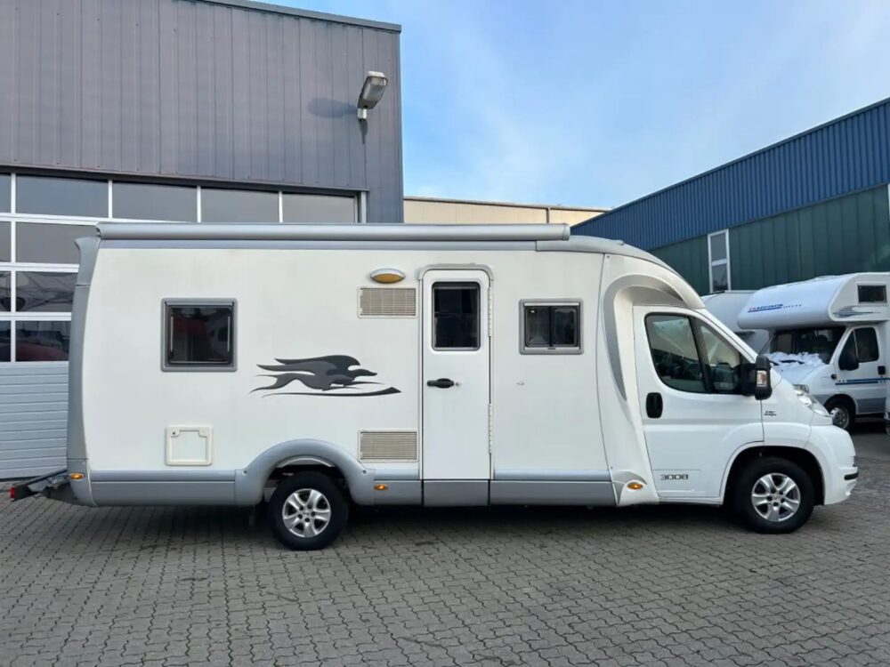 Laika Kreos 3008 – Slechts 6,99 m, Handgeschakeld | Slaapplaatsen: 4 | Eerste registratie: 12/2009 | 98.000 km | Vermogen: 131 pk | Totaalgewicht: 3.500 kg - Afbeelding 4