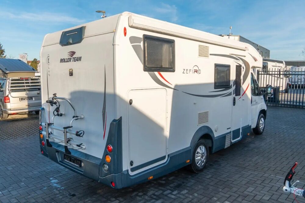 Roller Team Zefiro 285 TL – Slechts 6,99 m, Handgeschakeld | Slaapplaatsen: 4 | Eerste registratie: 03/2019 | 36.299 km | Vermogen: 131 pk | Totaalgewicht: 3.500 kg - Afbeelding 5
