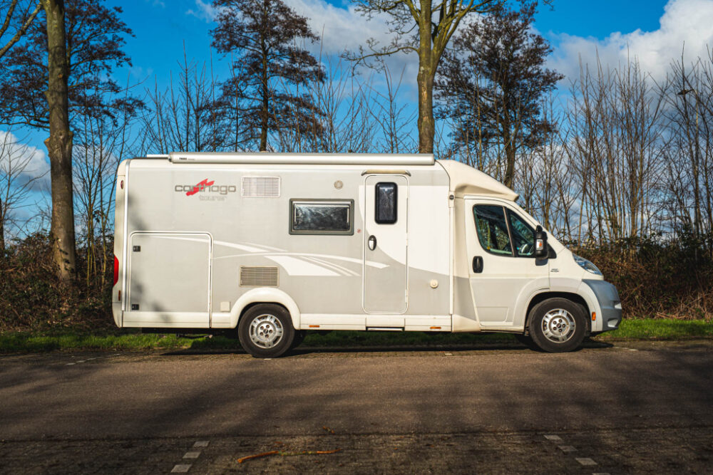 Carthago C Tourer 142 QB – Slechts 6,8 m, automaat | Slaapplaatsen: 2 | Eerste registratie: 02/2013 | 191.500 km | Vermogen: 148 pk | Totaalgewicht: 3.500 kg - Afbeelding 4
