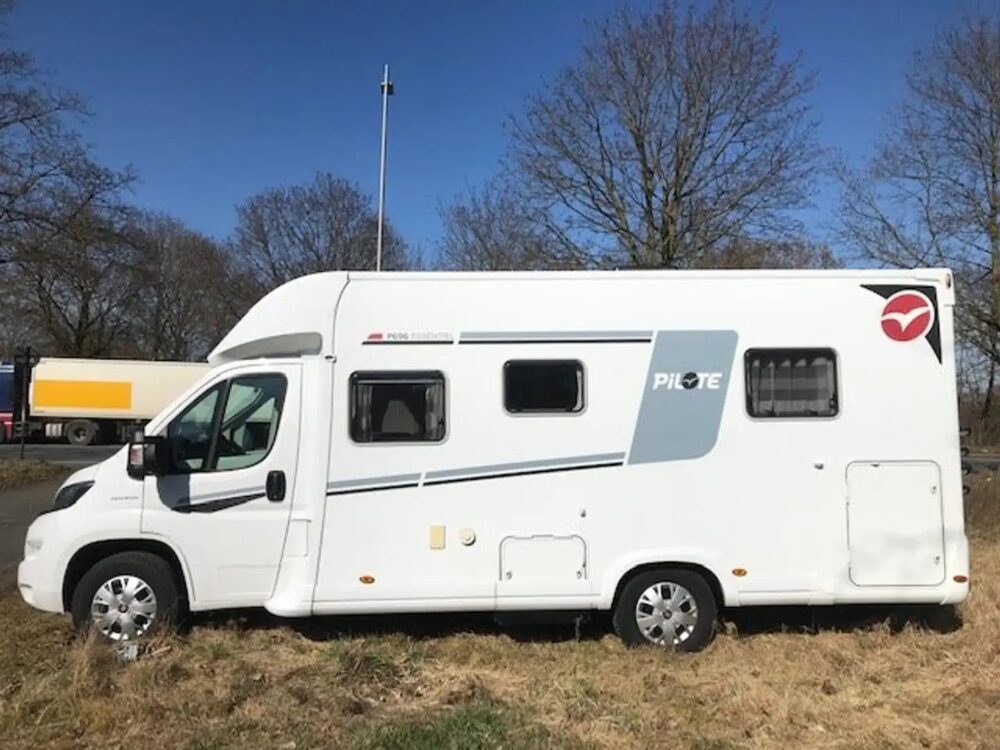 Pilote P696C Essential – Slechts 6,96 m, automaat | Slaapplaatsen: 4 | Eerste registratie: 05/2020 | 160.400 km | Vermogen: 140 pk | Totaalgewicht: 3.500 kg - Afbeelding 4