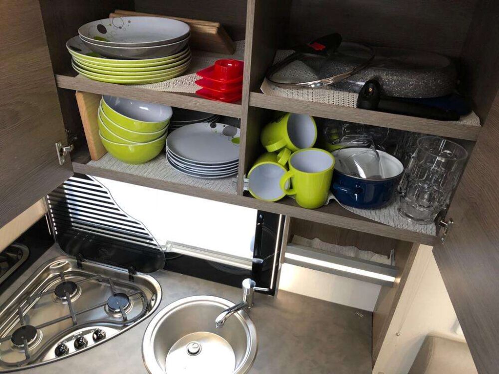 Chausson 640 Titanium – Slechts 6,99 m, Handgeschakeld | Slaapplaatsen: 4 | Eerste registratie: 02/2019 | 34.000 km | Vermogen: 170 pk | Totaalgewicht: 3.500 kg - Afbeelding 42
