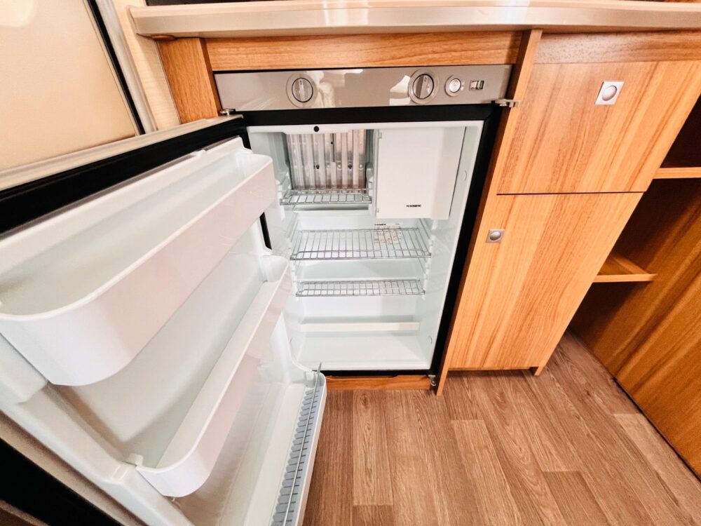 Sterckeman STARLETT 330 CP NUR 5m MARKISE 100 KM/H Sterckeman | Caravan | EZ: 07/2017 | 2 slaapplaatsen | Toegestane totaalgewicht: 1.000 kg - Afbeelding 20