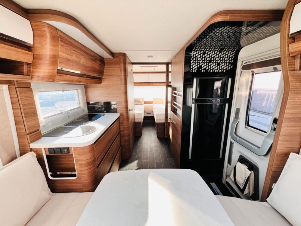 PUCCINI 550 E 2,5 ALDE+VLOERVERWARMING Tabbert | Caravan | EZ: | 4 Slaapplaatsen | Toegestane totaalgewicht: 2.000 kg - Afbeelding 6
