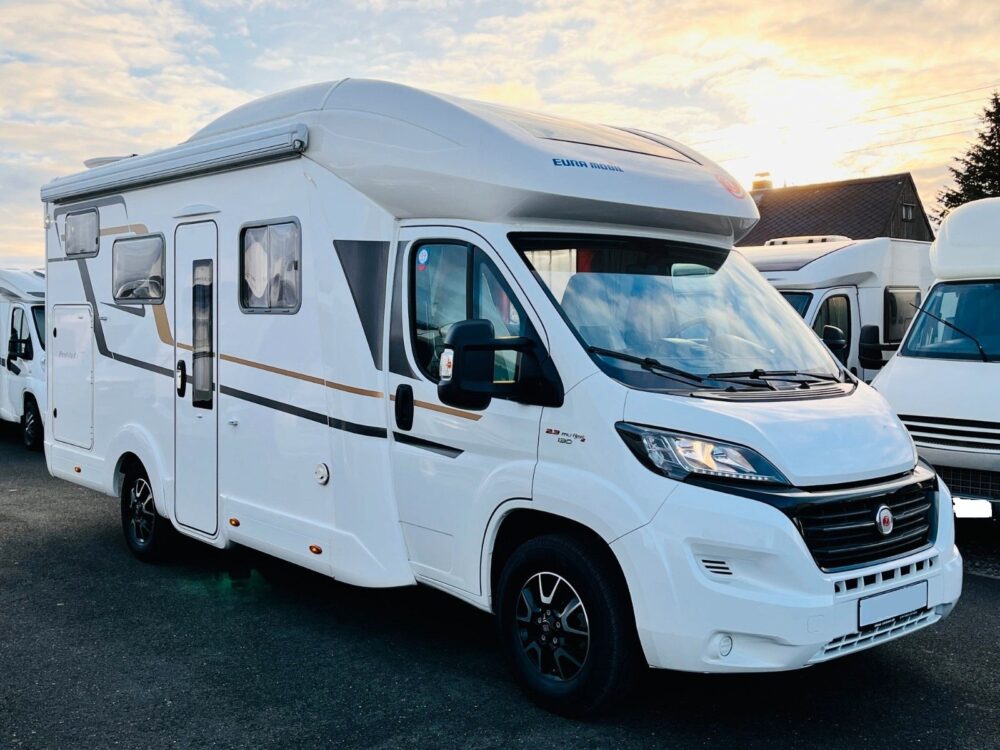 Eura Mobil PROFILA RS 660 HB DWARSBED HUBBED OPKLAPBED ZONNEPANELEN Eura Mobil | Halfintegraal | Eerste registratie: 04/2017 | 51.600 km | 4 slaapplaatsen | Toegestaan totaalgewicht: 3.850 kg