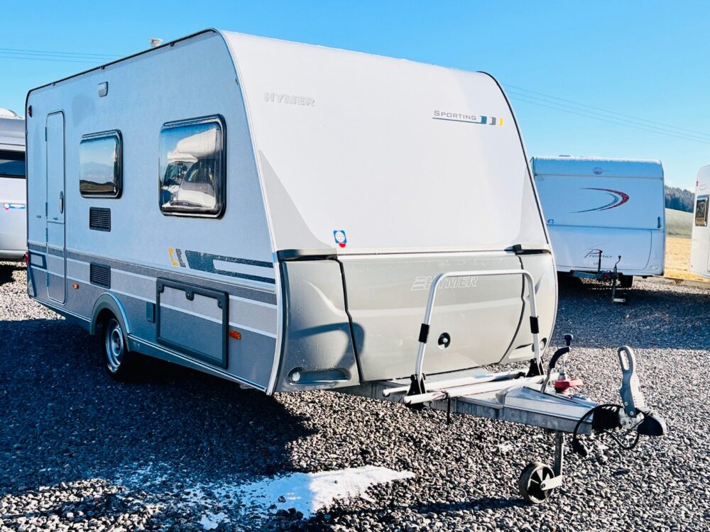 HYMER / ERIBA / Hymercar Sporting 440 A gelegenheid  / ERIBA / HYMERCAR | Wohnwagen | EZ: 05/2010 | 3 Schlafplätze | Zulässiges Gesamtgewicht: 1.350 kg
