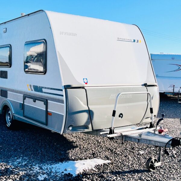 HYMER / ERIBA / Hymercar Sporting 440 A gelegenheid  / ERIBA / HYMERCAR | Wohnwagen | EZ: 05/2010 | 3 Schlafplätze | Zulässiges Gesamtgewicht: 1.350 kg