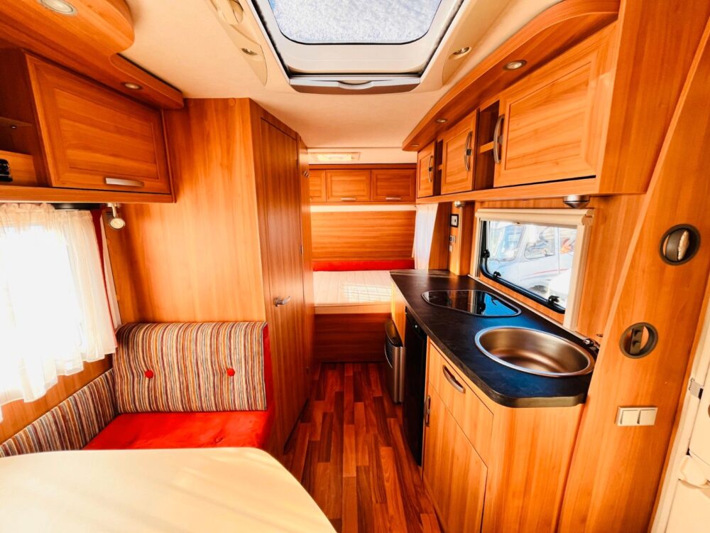 HYMER / ERIBA / Hymercar Sporting 440 A gelegenheid  / ERIBA / HYMERCAR | Wohnwagen | EZ: 05/2010 | 3 Schlafplätze | Zulässiges Gesamtgewicht: 1.350 kg - Afbeelding 6