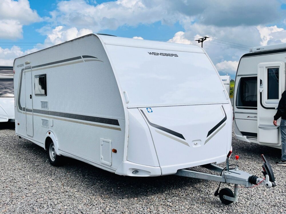 CARAONE 500 FDK ETAGENBETTEN FRANZ.BETT Weinsberg | Caravans | Eerste toelating: 04/2019 | 6 Slaapplaatsen | Toegestane totaalgewicht: 1.350 kg - Afbeelding 2