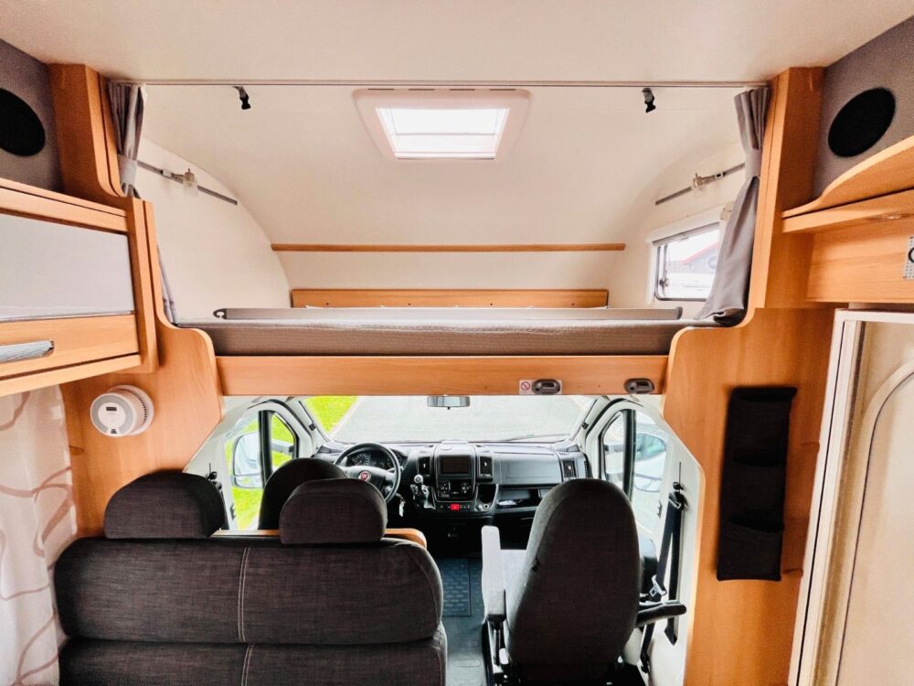 Dethleffs TREND A 6977 – Dwarsbed | Garage | Fietsendrager Dethleffs | Alkoofmodel | Eerste toelating: 02/2014 | 85.300 km | 6 slaapplaatsen | Toegestaan totaalgewicht: 3.499 kg - Afbeelding 15