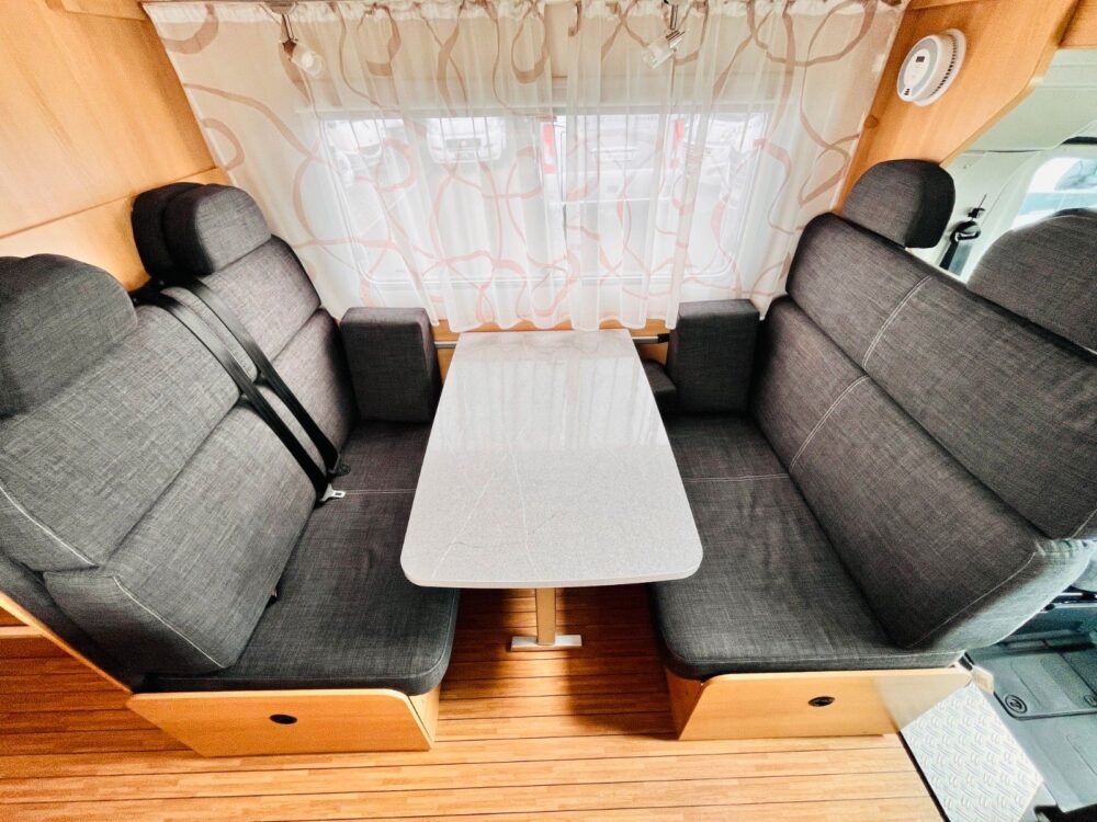 Dethleffs TREND A 6977 – Dwarsbed | Garage | Fietsendrager Dethleffs | Alkoofmodel | Eerste toelating: 02/2014 | 85.300 km | 6 slaapplaatsen | Toegestaan totaalgewicht: 3.499 kg - Afbeelding 18