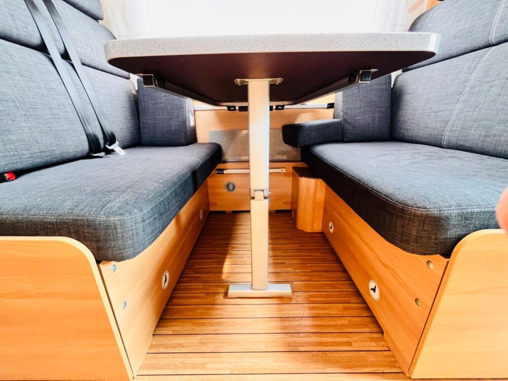 Dethleffs TREND A 6977 – Dwarsbed | Garage | Fietsendrager Dethleffs | Alkoofmodel | Eerste toelating: 02/2014 | 85.300 km | 6 slaapplaatsen | Toegestaan totaalgewicht: 3.499 kg - Afbeelding 19