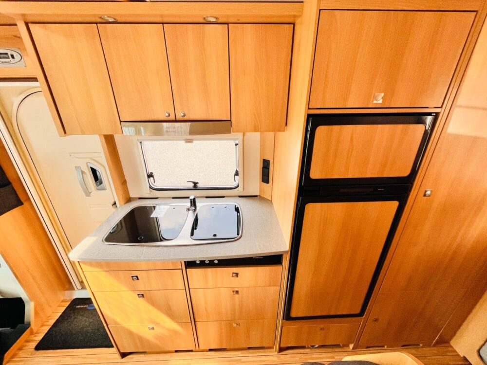 Dethleffs TREND A 6977 – Dwarsbed | Garage | Fietsendrager Dethleffs | Alkoofmodel | Eerste toelating: 02/2014 | 85.300 km | 6 slaapplaatsen | Toegestaan totaalgewicht: 3.499 kg - Afbeelding 20