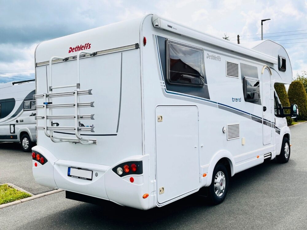 Dethleffs TREND A 6977 – Dwarsbed | Garage | Fietsendrager Dethleffs | Alkoofmodel | Eerste toelating: 02/2014 | 85.300 km | 6 slaapplaatsen | Toegestaan totaalgewicht: 3.499 kg - Afbeelding 3