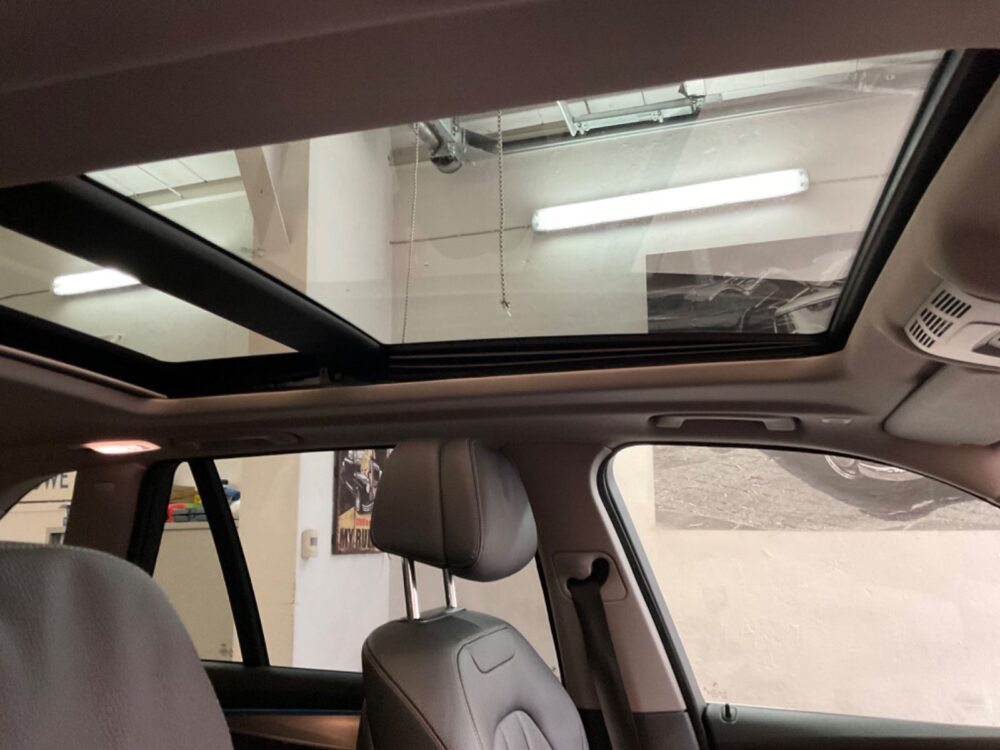 BMW X5 xDrive 35 i Aut, LED, Headup, Panoramadak, AHK 3 - Afbeelding 2
