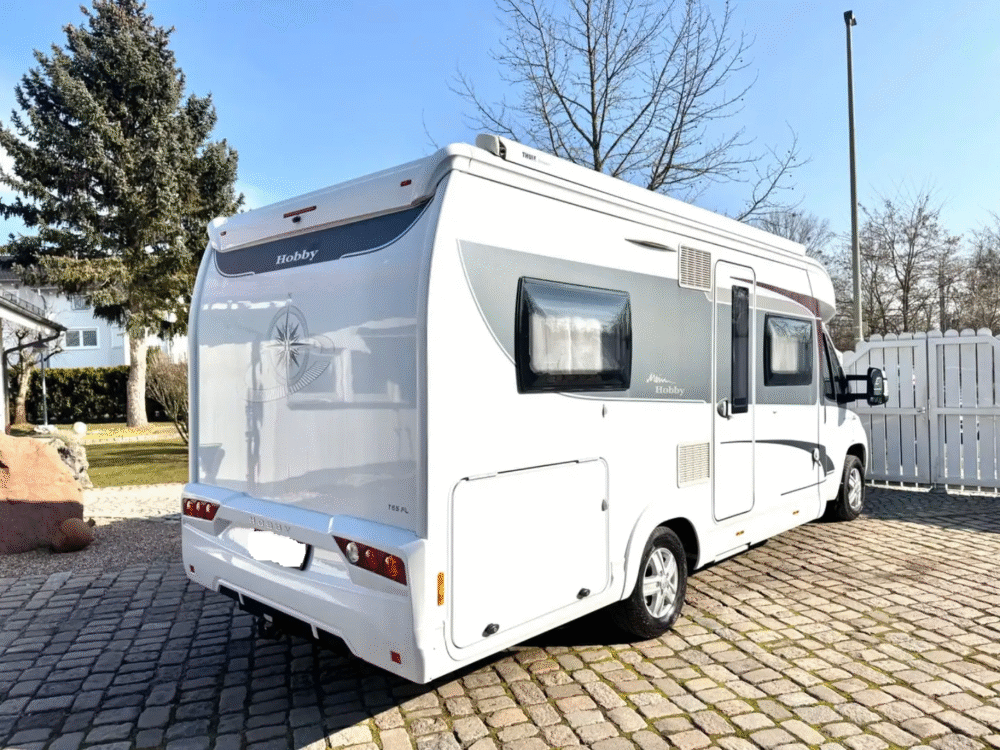 Hobby Optima T65 – Slechts 6,98 m, Handgeschakeld | Slaapplaatsen: 4 | Eerste registratie: 02/2015 | 62.134 km | Vermogen: 131 pk | Totaalgewicht: 3.500 kg - Afbeelding 5